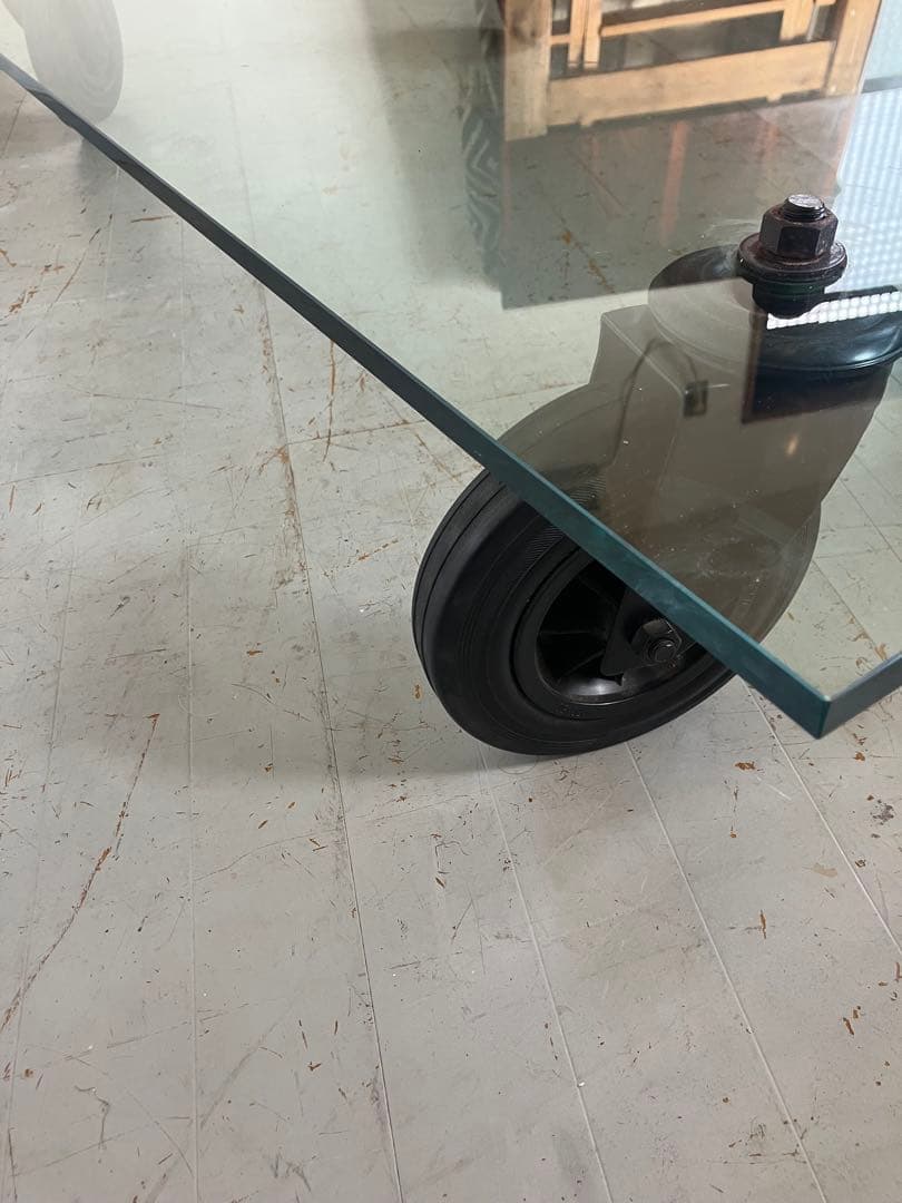 カッシーナIXC フォンタナアルテ コンルオーテガラステーブル 送料込み