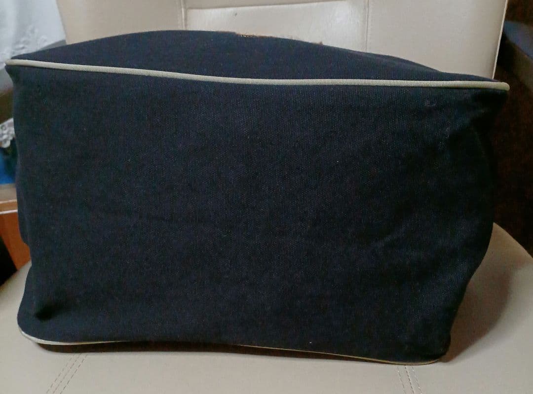 アニヤ・ハインドマーチ　I'm NOT A Plastic Bag トートバッグ