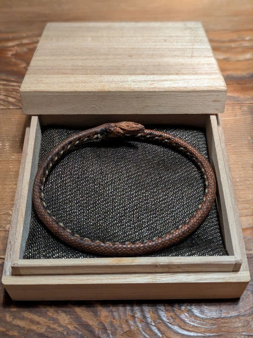 シェアースピリット　蛇バングル　sharespirit