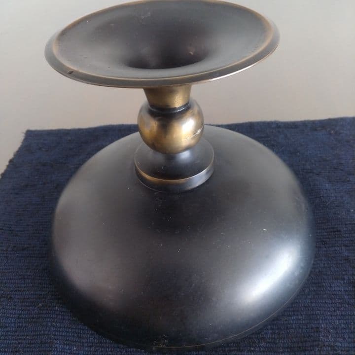 アンティークコンフォート⭐︎花模様の高脚 器⭐︎金属製⭐︎高さ約15㎝