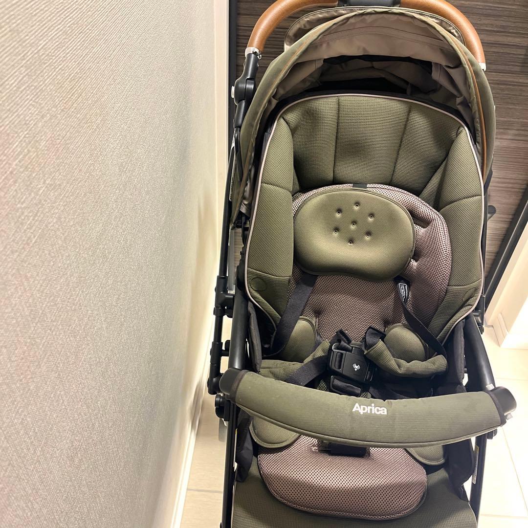 アップリカ　ベビーカー　ラクーナビッテクッション　アカチャンホンポ　限定カラー