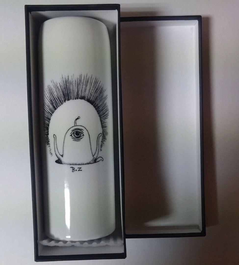 ヒグチユウコ　九谷焼　フラワーベース（花瓶）ひとつめちゃん