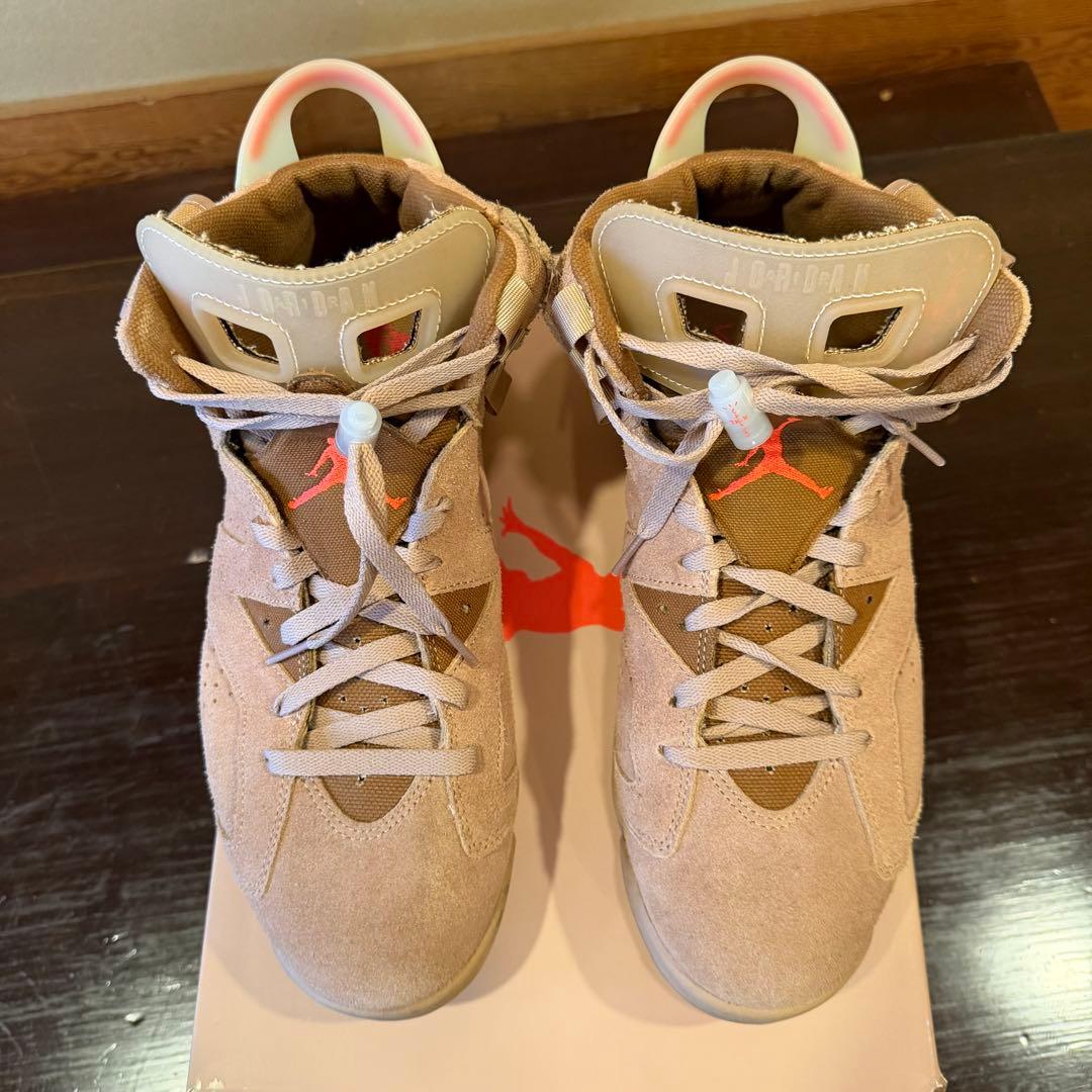 Travis Scott × Nike Air Jordan 6