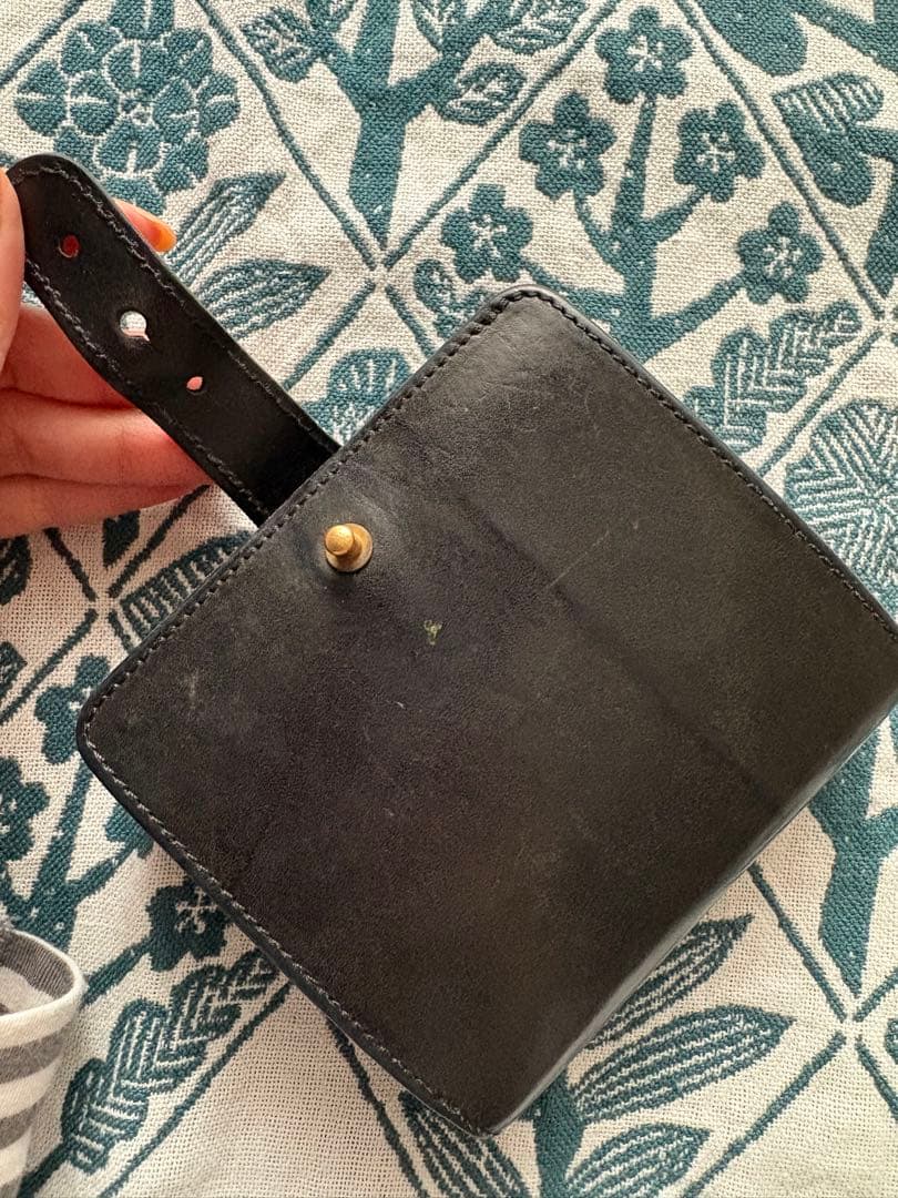 ARTS&SCIENCEのジャバラウォレット