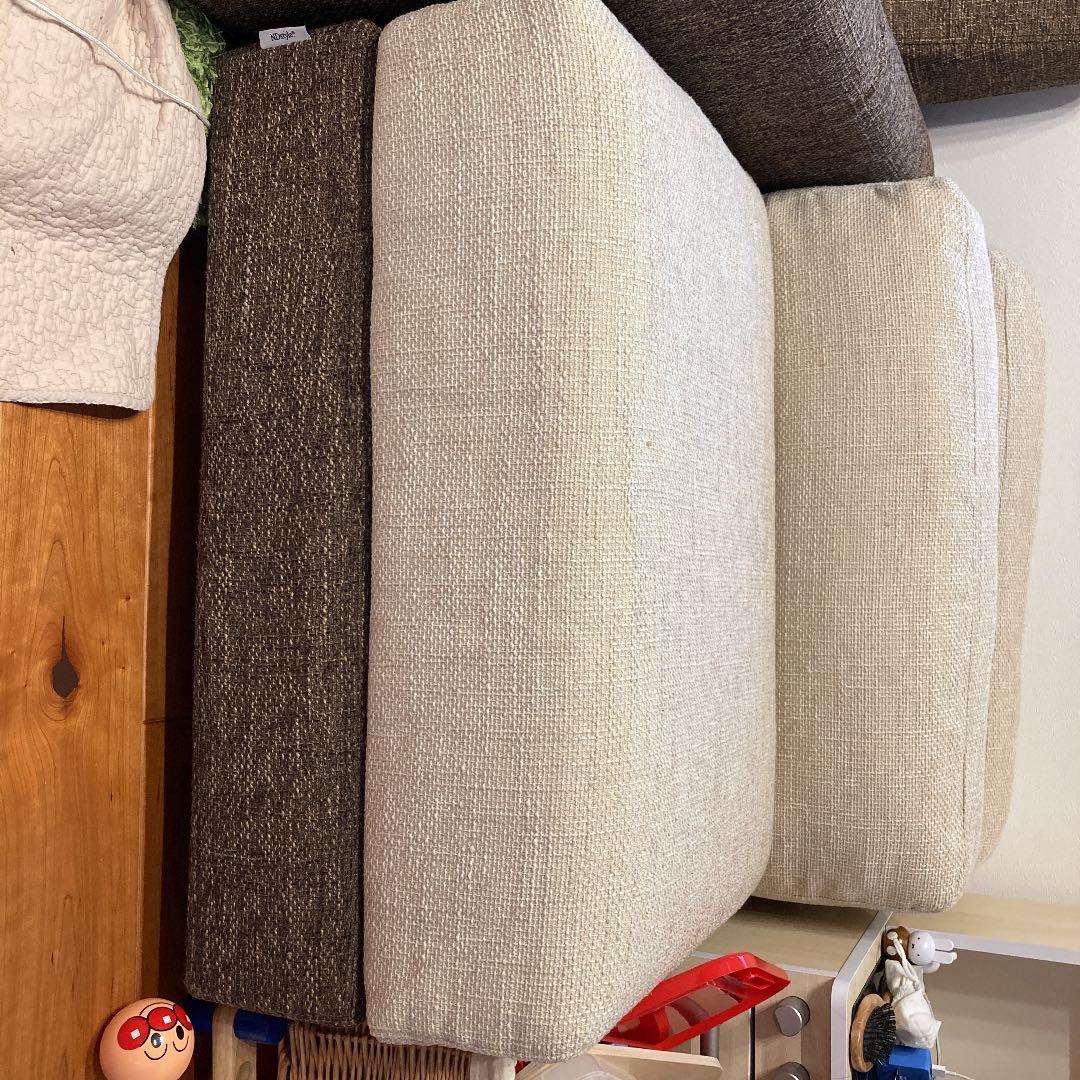 unicoオットマン　　クッションセット