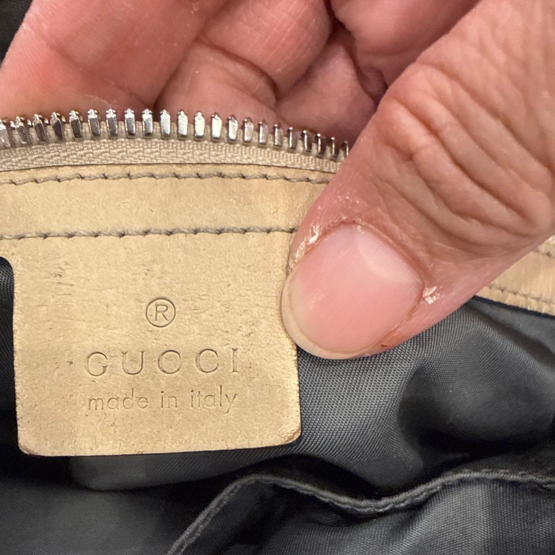 GUCCI ボディバッグ グレー