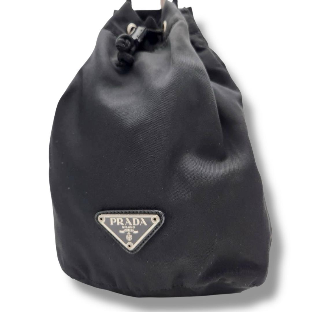 プラダ 巾着ポーチ ナイロン 三角ロゴプレート 近年 ミニバッグ 白タグ 良品