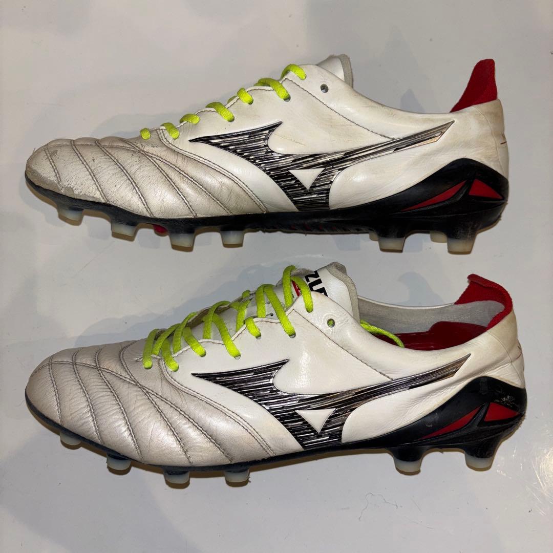 ミズノ　モレリアネオ4