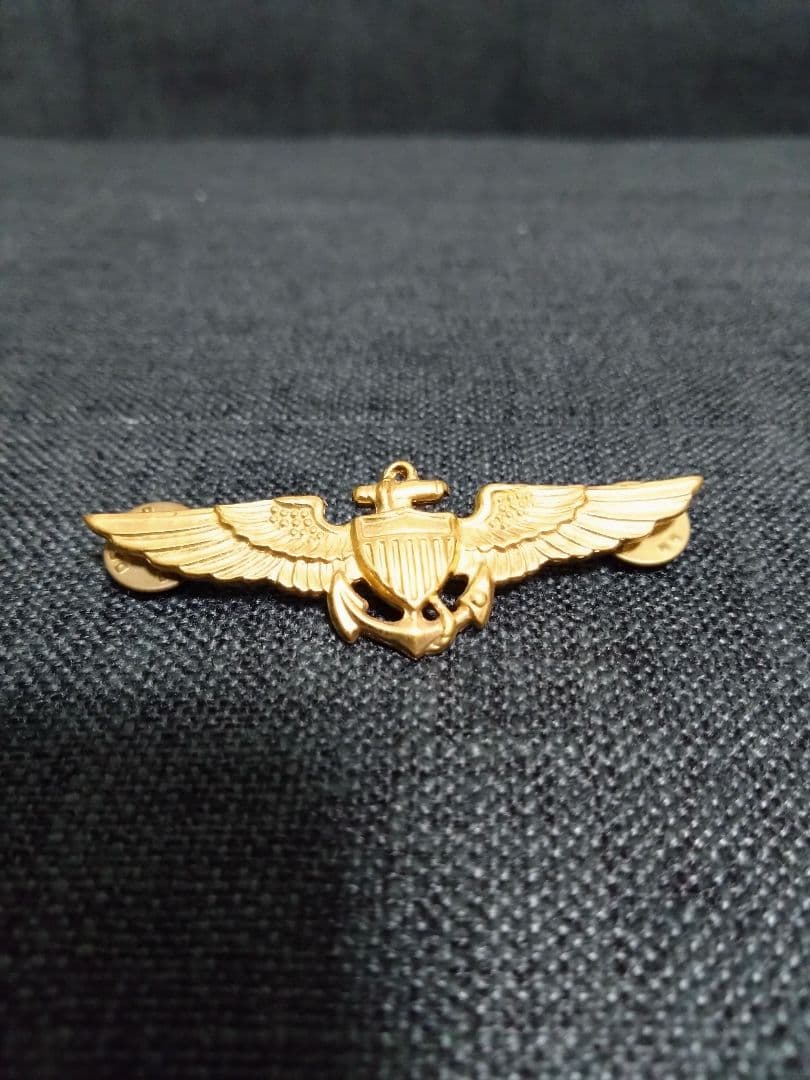 【希少】アメリカ海軍 パイロット記章（トップガン）