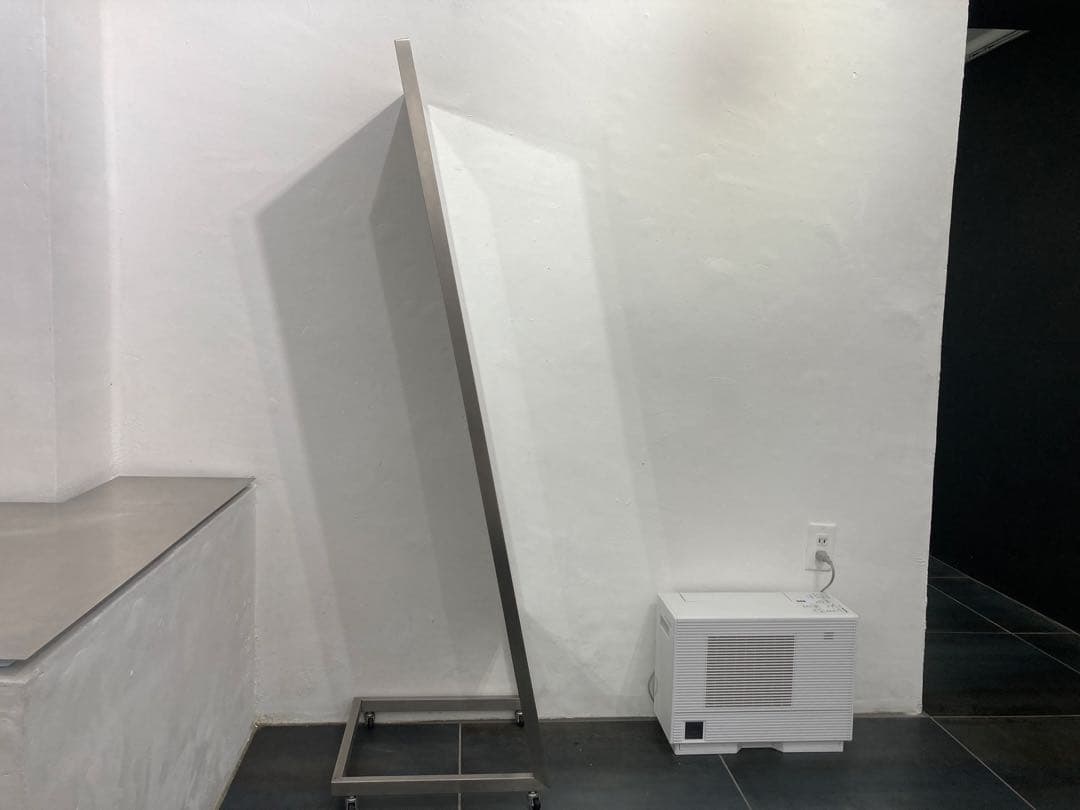 25万! ギャラリー仕様 全身 大型 ミラー 鏡 スタンド knoll 姿見