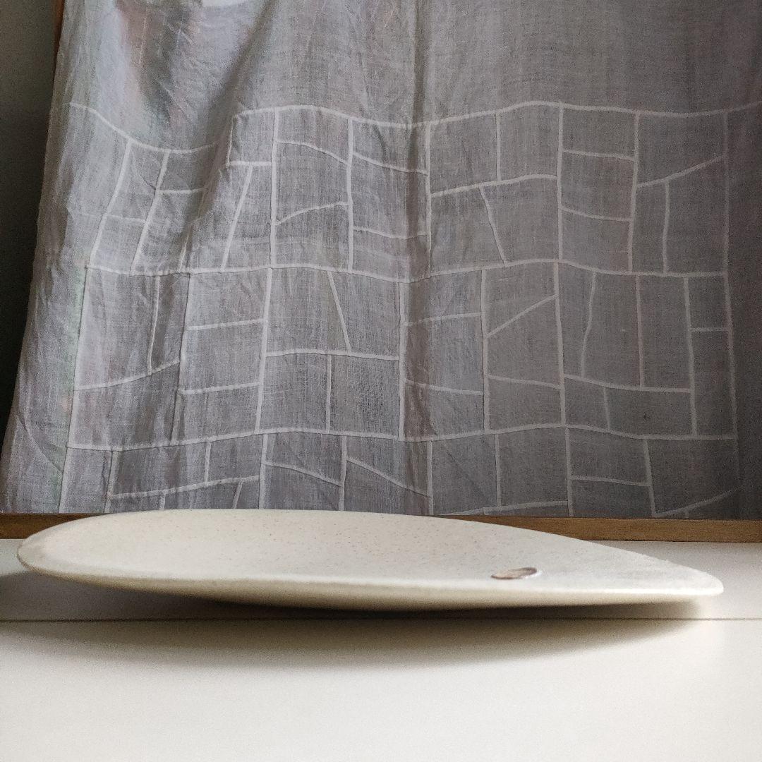 岩田圭介　白　オーバルプレート