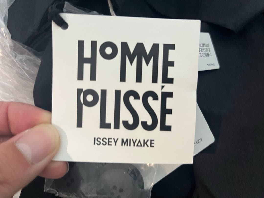 新作HOMME PLISSÉ ISSEY MIYAKE CAVITY COAT