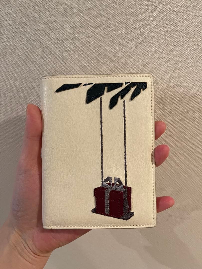 LORO PIANAパスポートケース スイングスーツケースデザイン