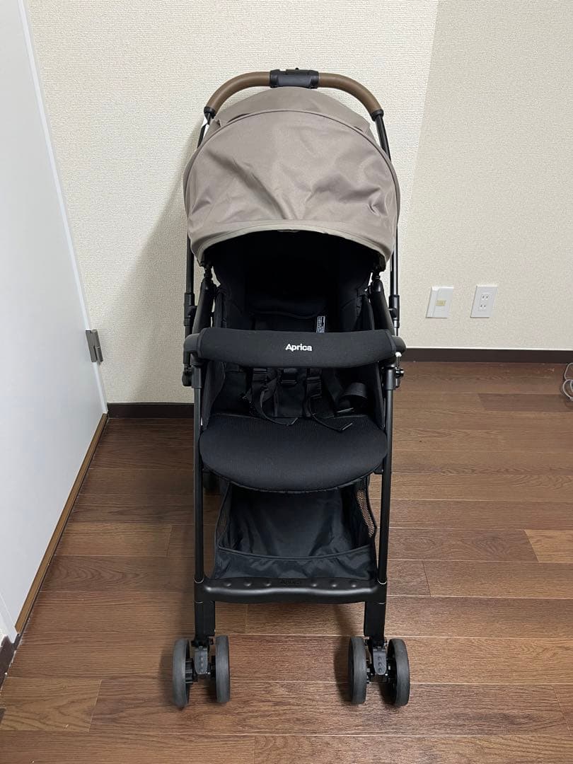 【美品】アップリカ　カルーンエアーメッシュ　ベビーカー