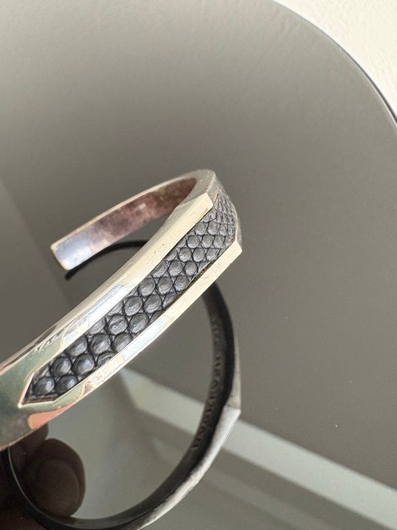 バックラッシュ　バングル　シルバー　イサムカタヤマ