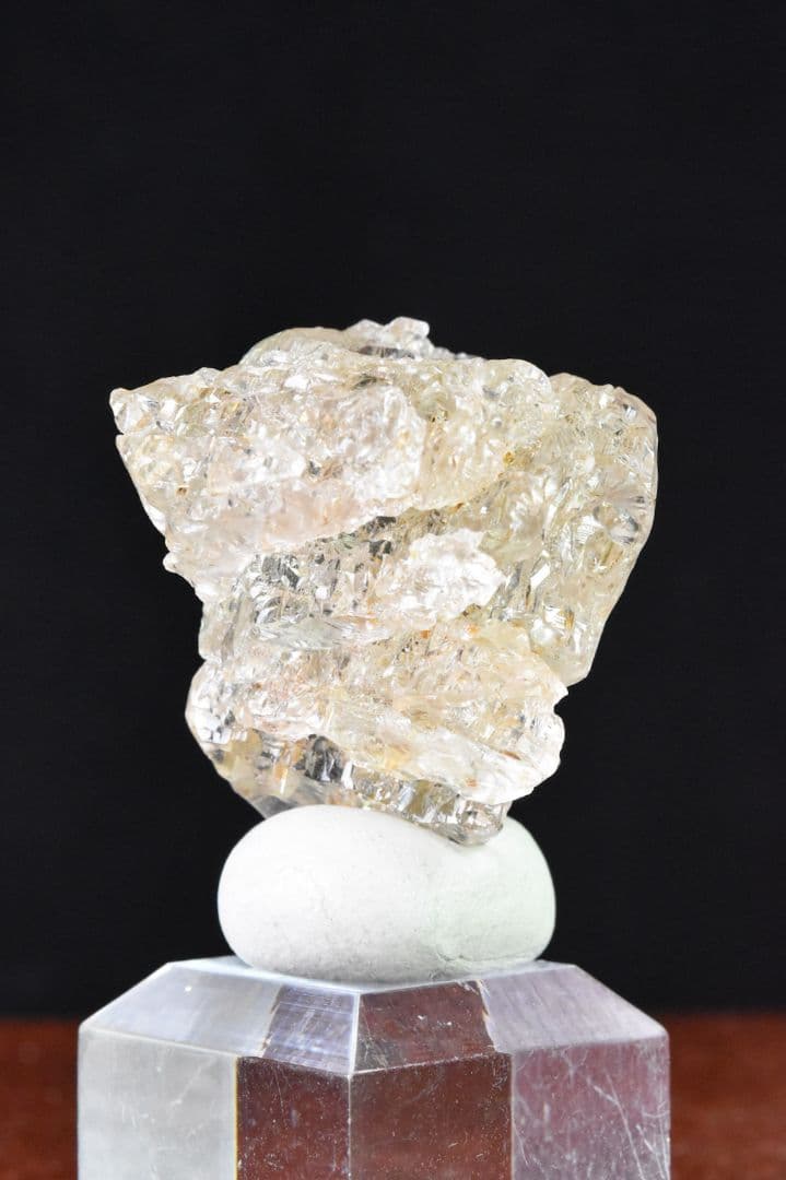 ミャンマー産 エッチングペタライト原石