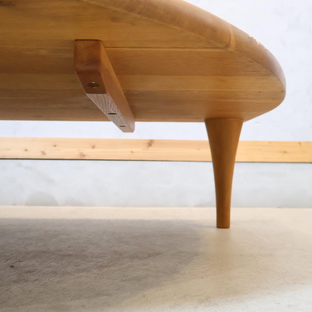 飛騨産業 キツツキ 森のことば オーク無垢材 節入り 半円形リビングテーブル