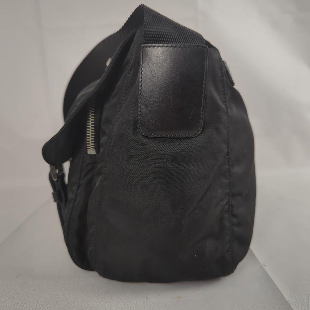 PRADA プラダ ナイロン ショルダー メッセンジャーバッグ プレート ロゴ