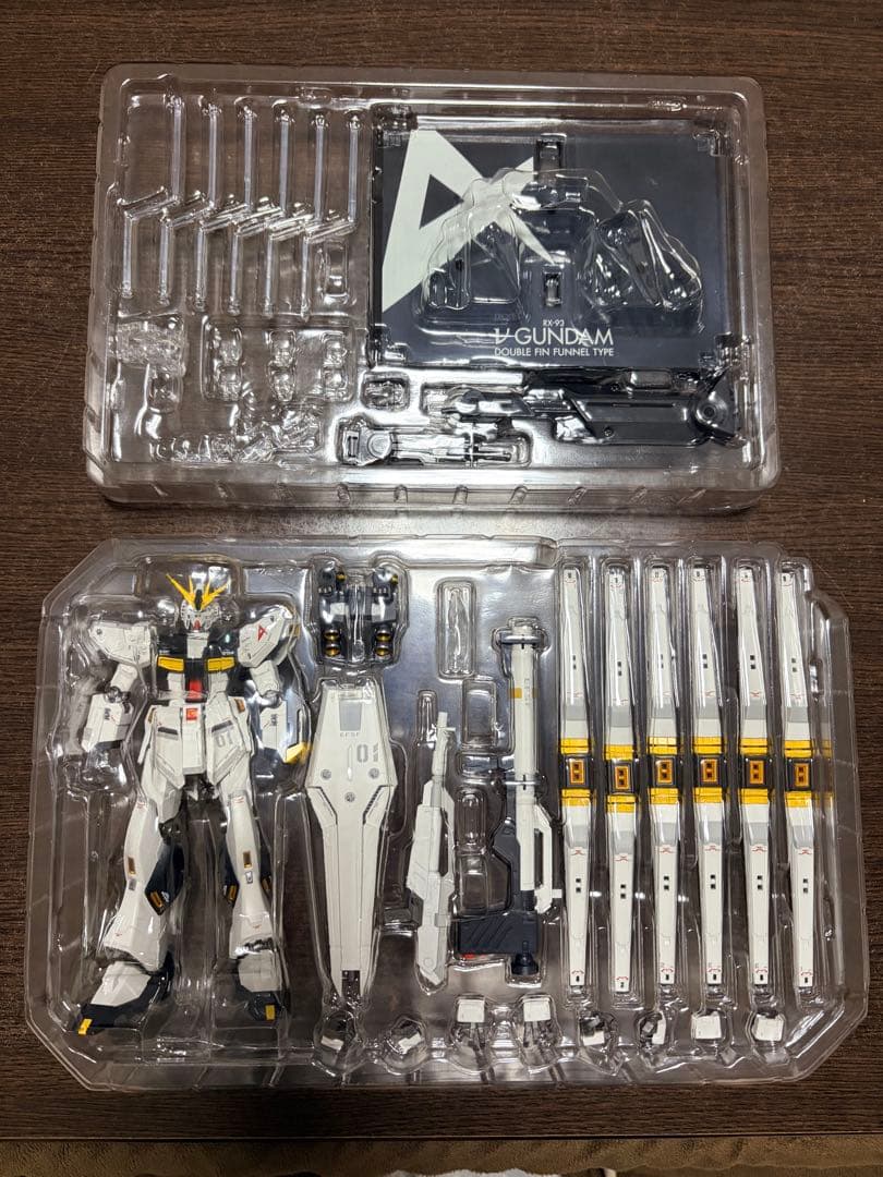 L ROBOT魂 νガンダム ダブル・フィン・ファンネル装備型