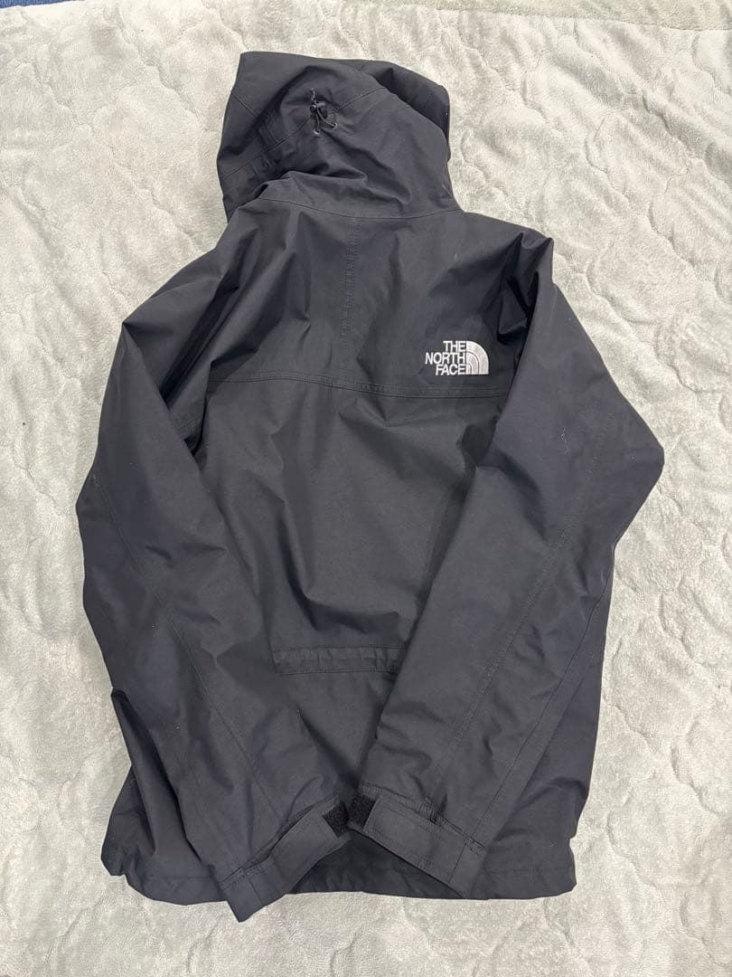 THE NORTH FACE ブラック マウンテンライトパーカー