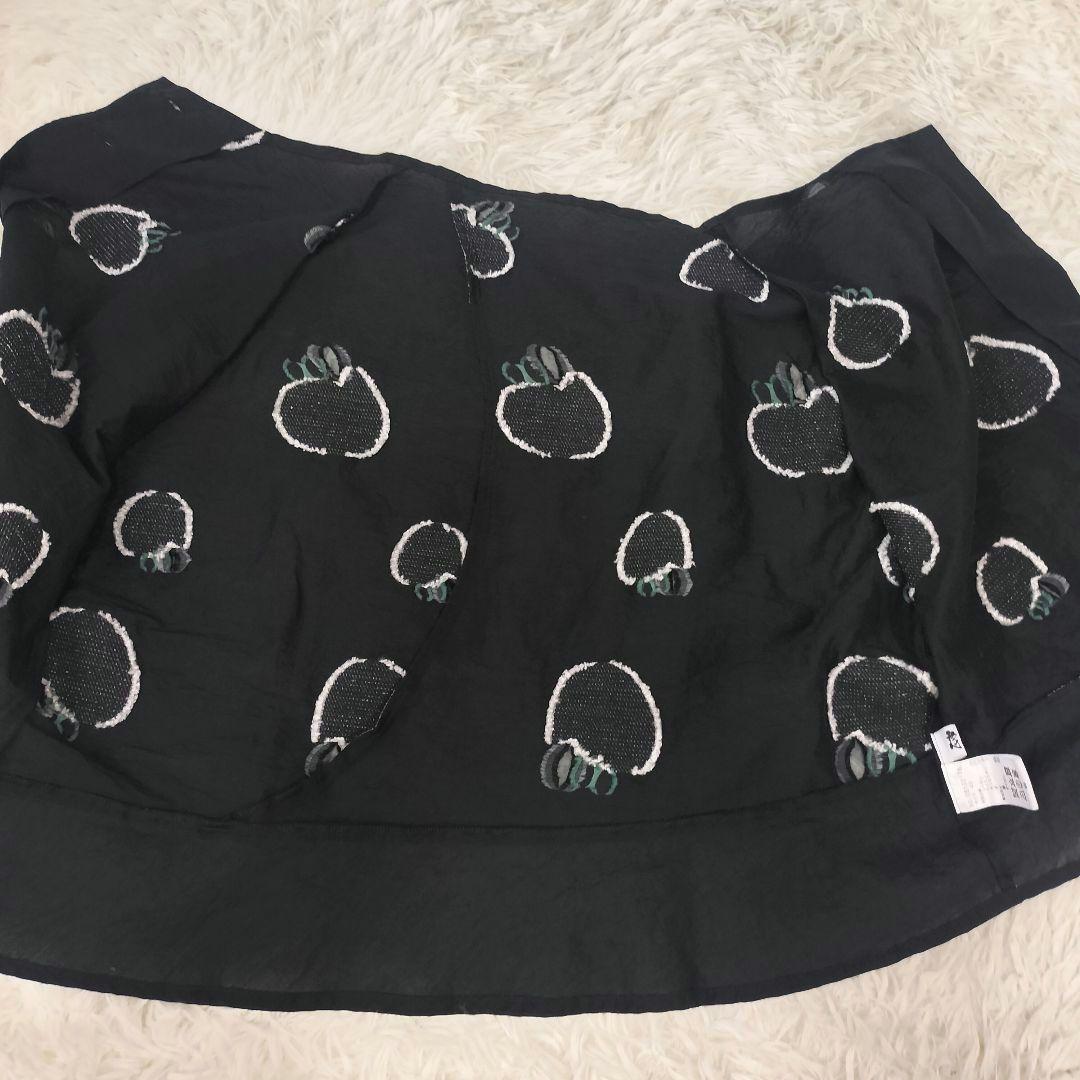 慈雨 かぶら刺繍ブラウス アシンメトリー 黒×白　総柄