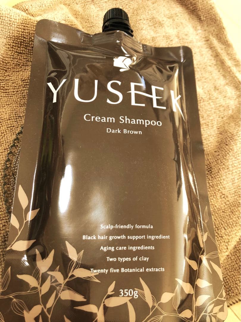 【最終値下げ】yuseek白髪染めシャンプー350g ダークブラウン、ブラック