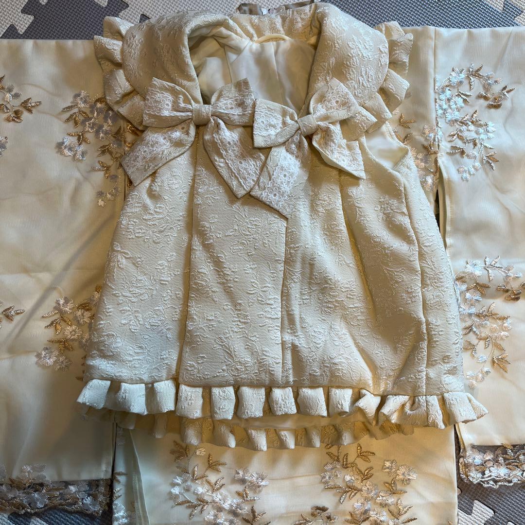七五三　キャサリンコテージ　アイボリー 刺繍入り 着物　長襦袢　巾着　ファスナー