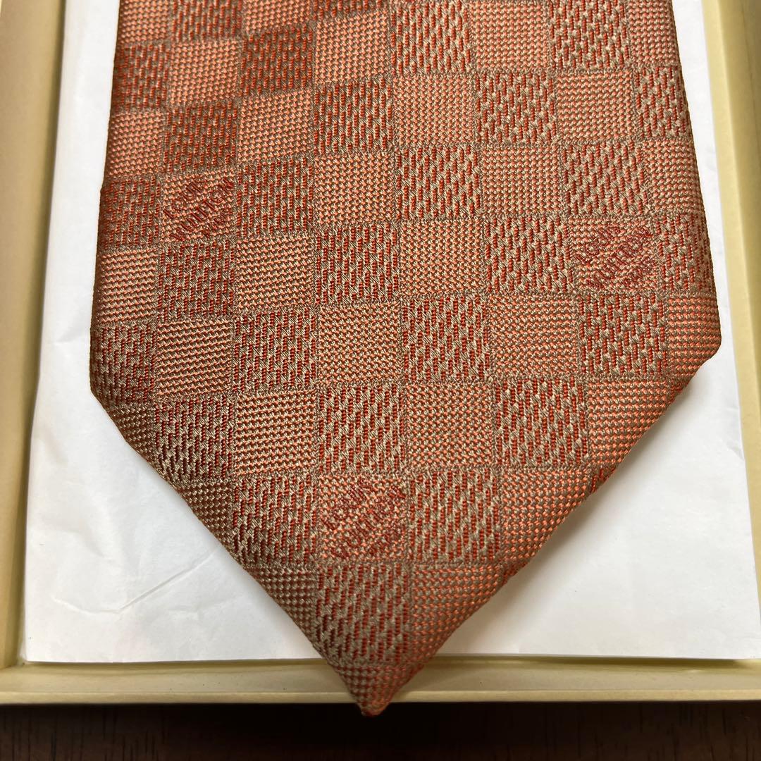 美品　LVルイヴィトン　ネクタイ　オレンジ　ダミエ柄　シルクジャガード