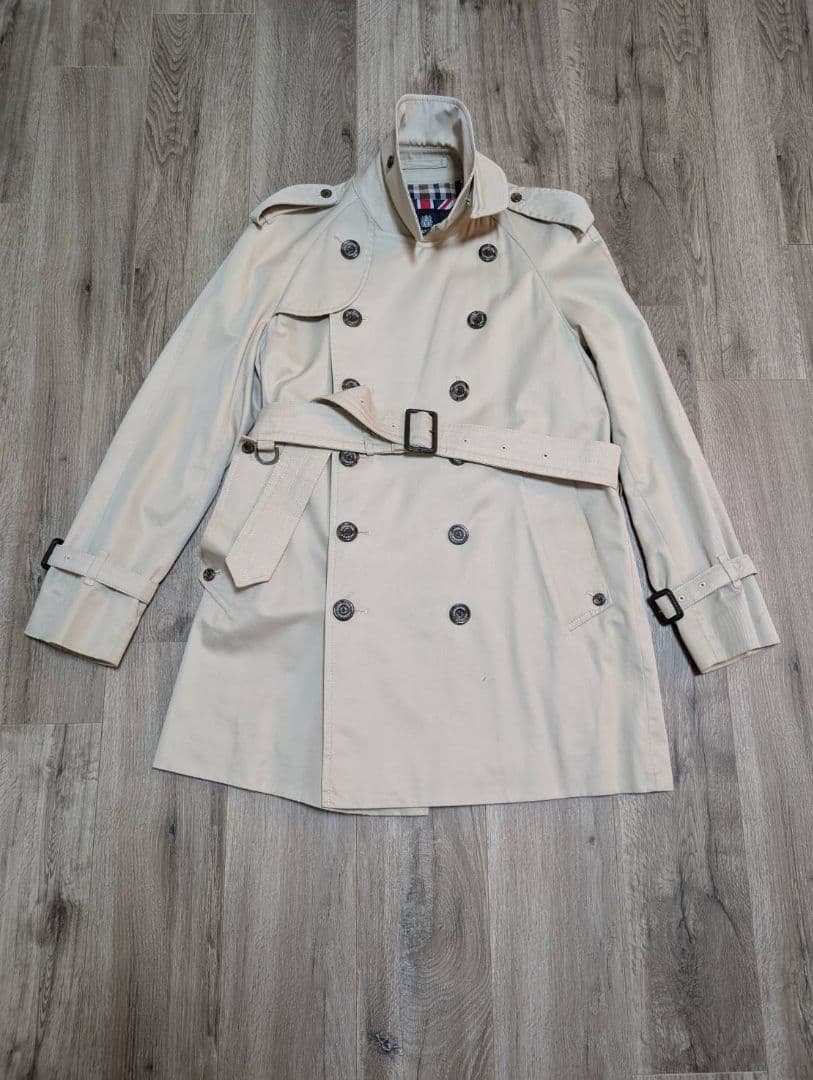 稀少【ブランド設立160周年記念】Aquascutum　ショートトレンチコート