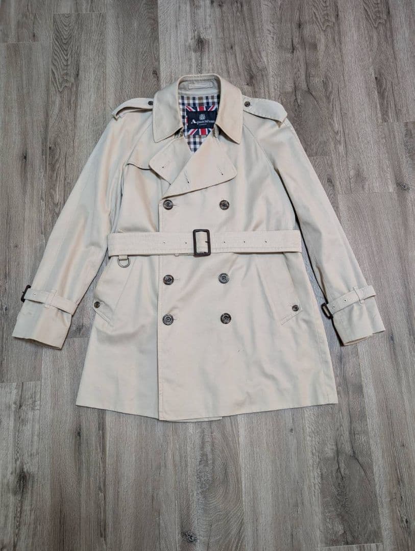 稀少【ブランド設立160周年記念】Aquascutum　ショートトレンチコート