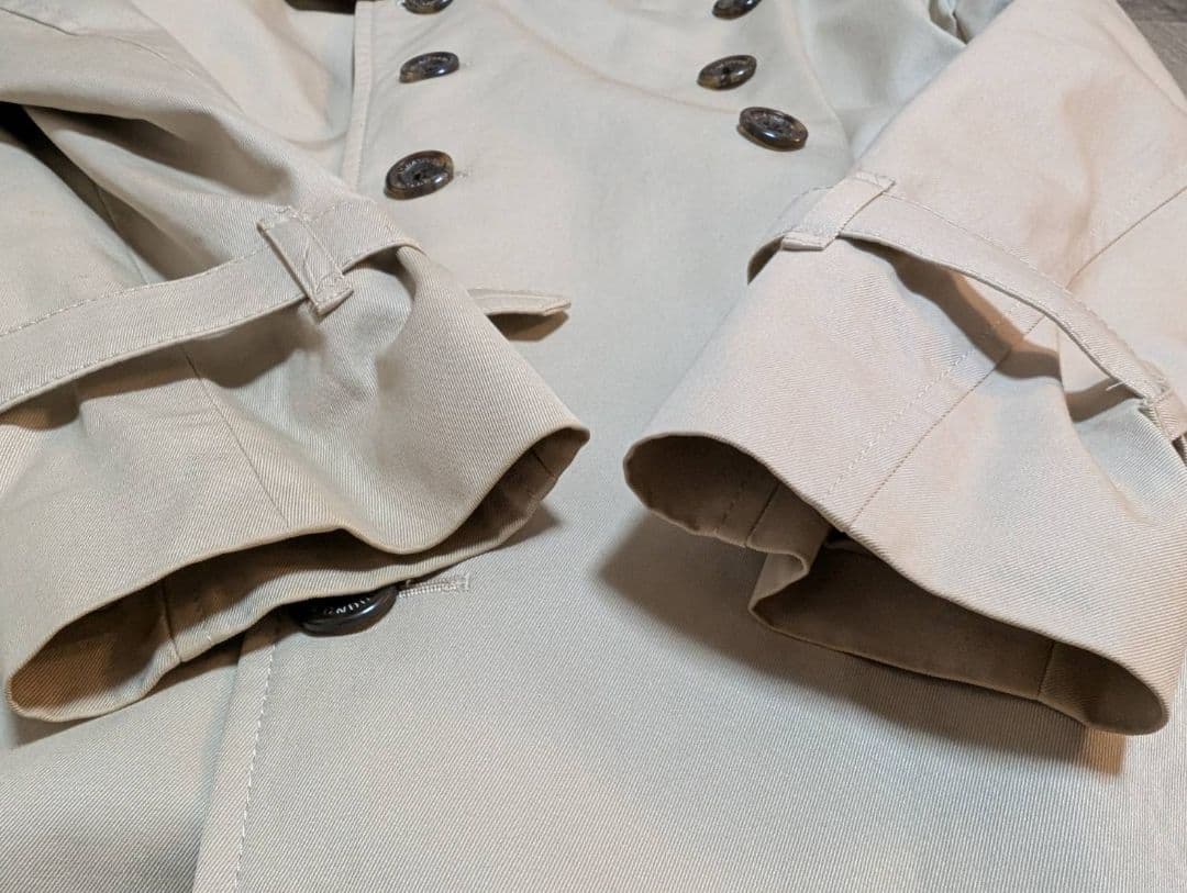 稀少【ブランド設立160周年記念】Aquascutum　ショートトレンチコート