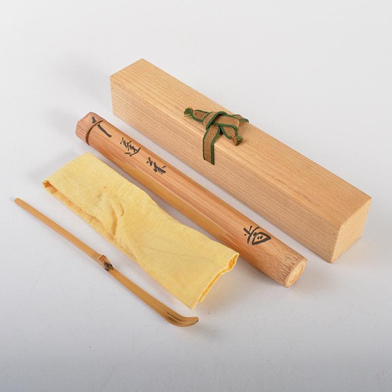 茶道具　高野宗陵作　茶杓　銘「蓮葉」　前大徳　藤井誠堂書付　共筒共箱　V6202