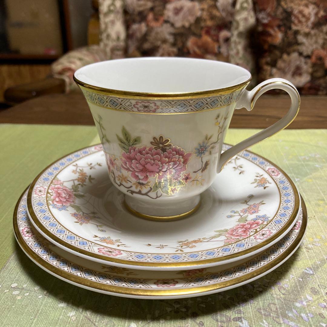 ロイヤルドルトン　カントン　トリオセット②