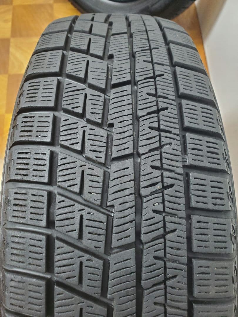 185/60R15 スタッドレス ヨコハマ IG60