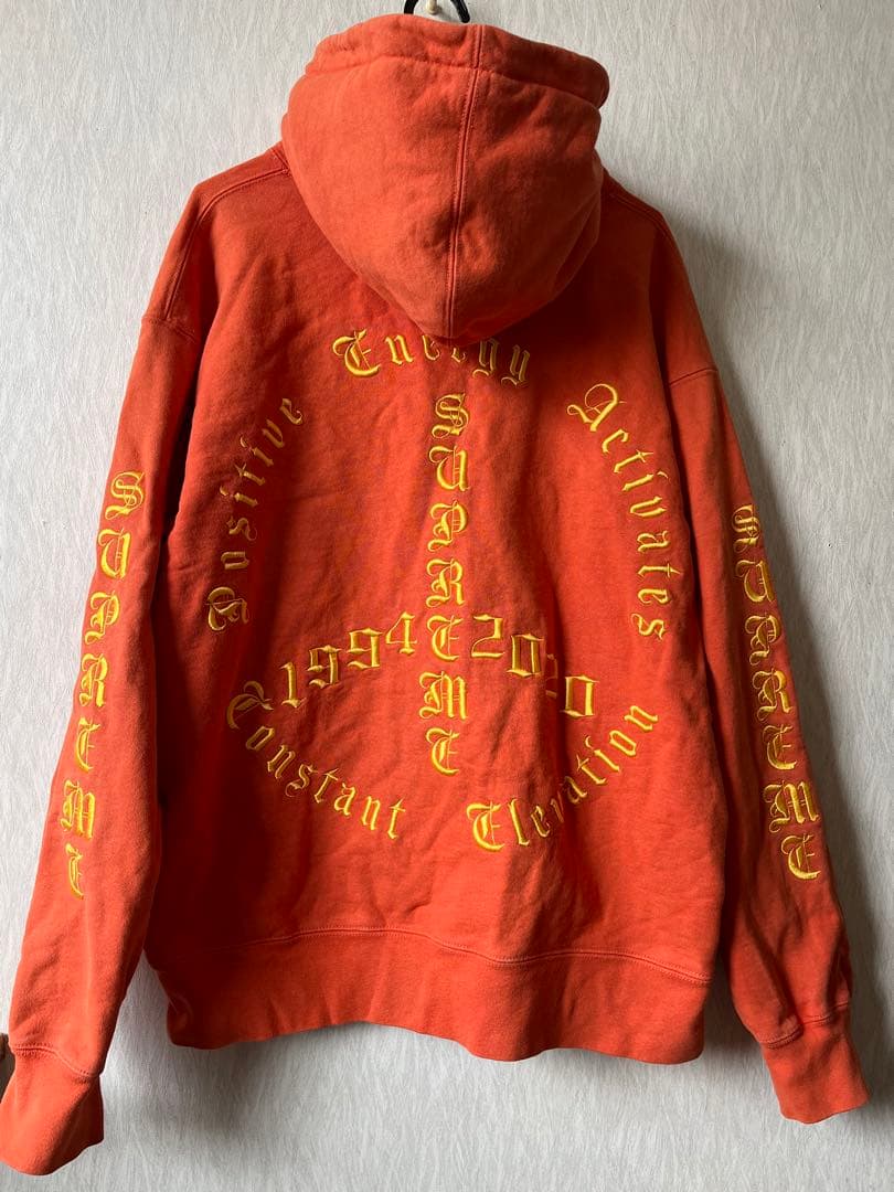 supreme パーカー　Lサイズ