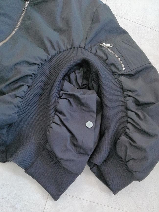 美品 カルバンクライン ビッグロゴ クレイジーリブ MA-1 ボンバージャケット