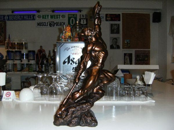 非売品★アメリカ選手権大会 ボデイビル トロフィー★ゴールドジム、プロレス