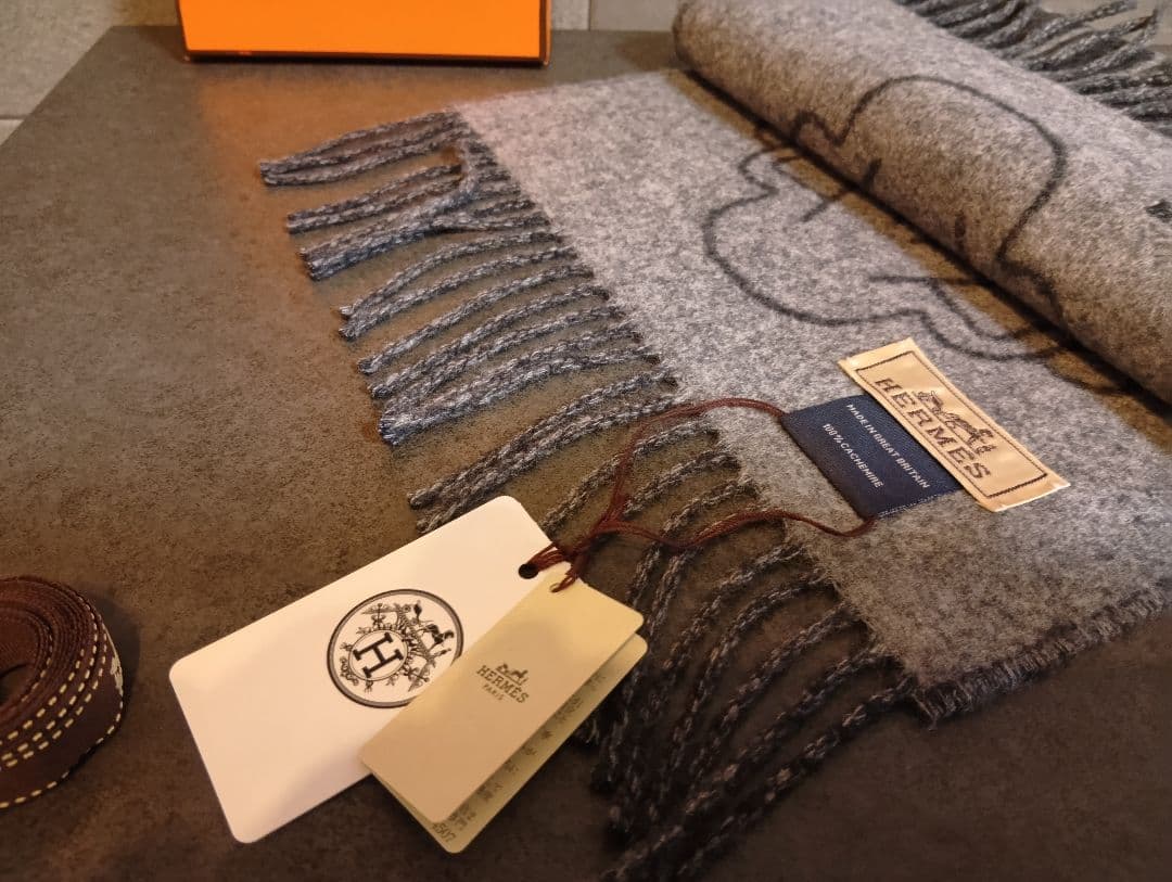 【s※※】【新品未使用・40%OFF】カシミヤ マフラー タグ・箱付