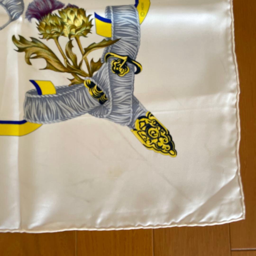 HERMES エルメス　カレ90 Resina