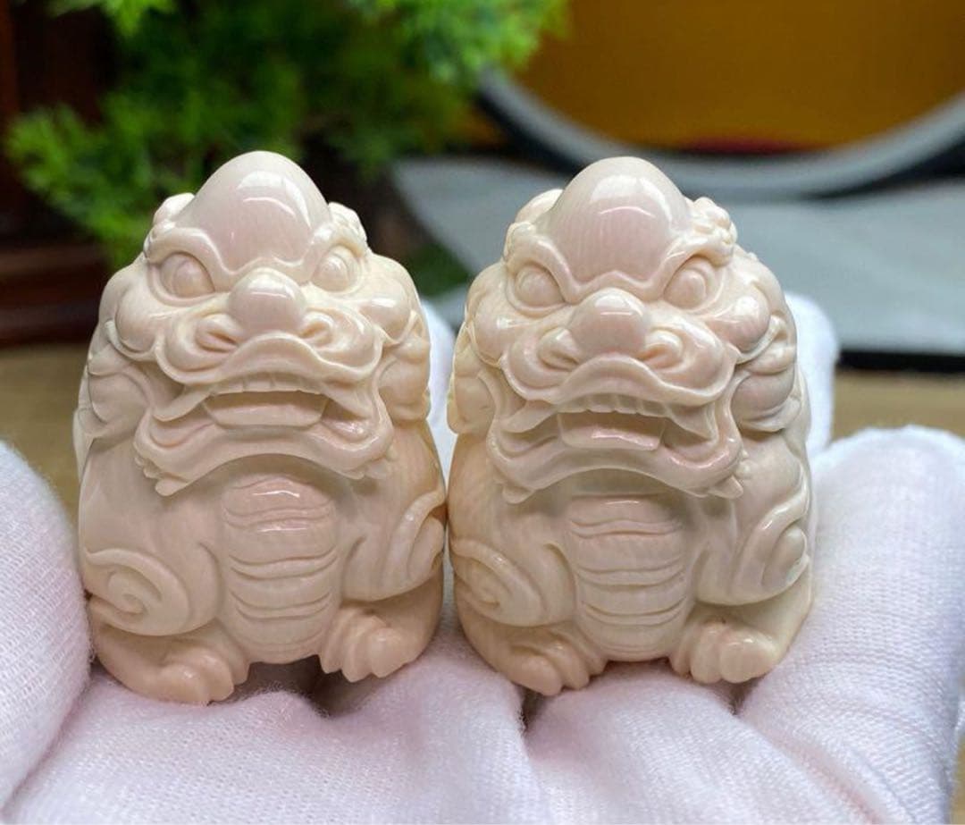 天然マンモス牙精巧な手作り彫刻金運を招く貔貅 置物