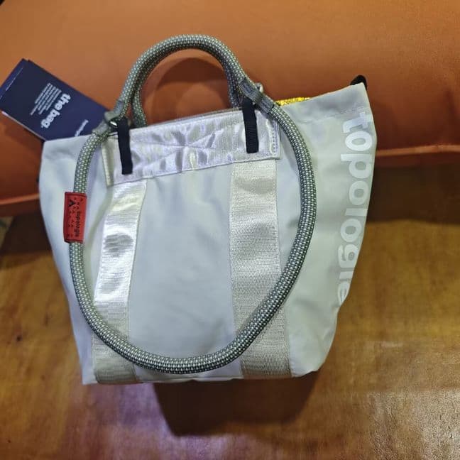 topologie トートバッグ ゴールド/ベージュ 両面使用可能