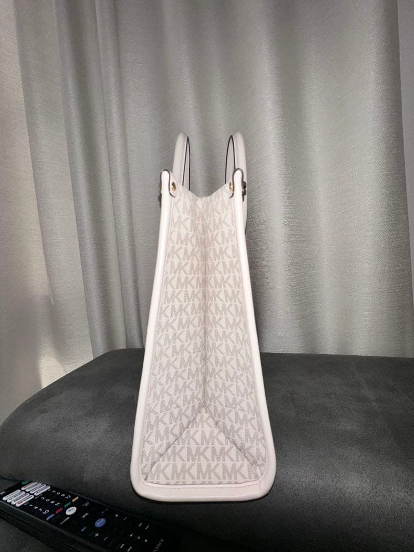 MICHAEL KORS ホワイト トートバッグ