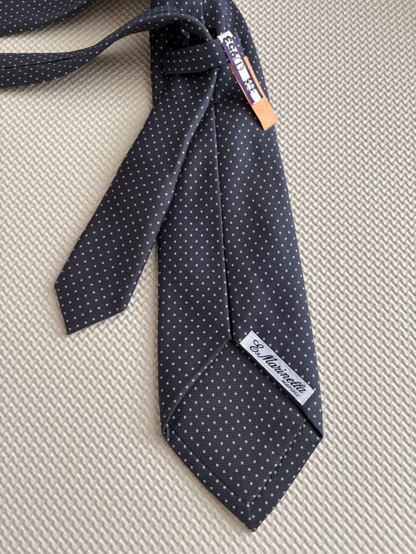 K*1様 マリネッラ　ブルーグレー　 ドット ネクタイ