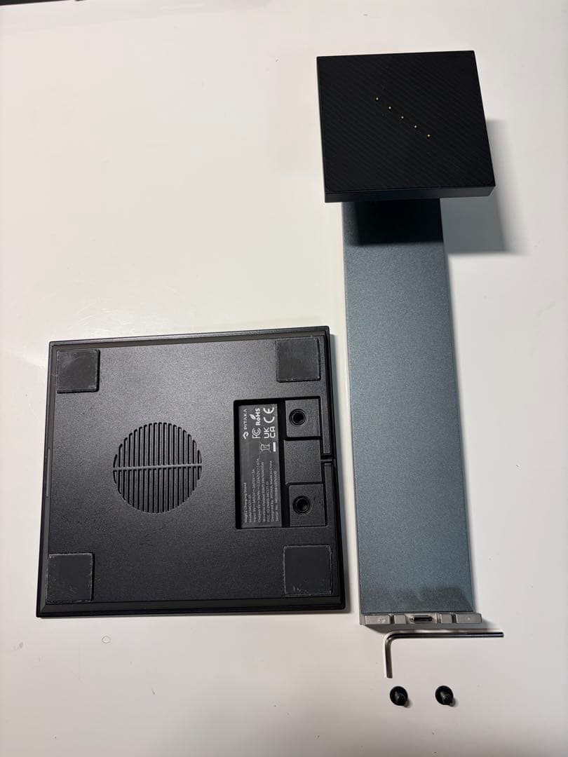 PITAKA MagEZ Charging standとCase Pro