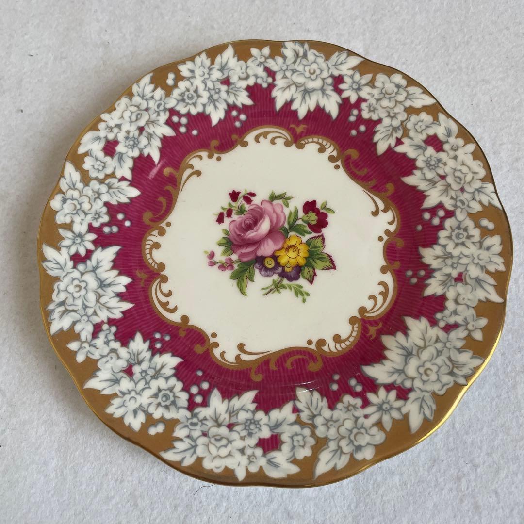 送料無料　ロイヤルアルバート　  ケーキ皿15.7cm