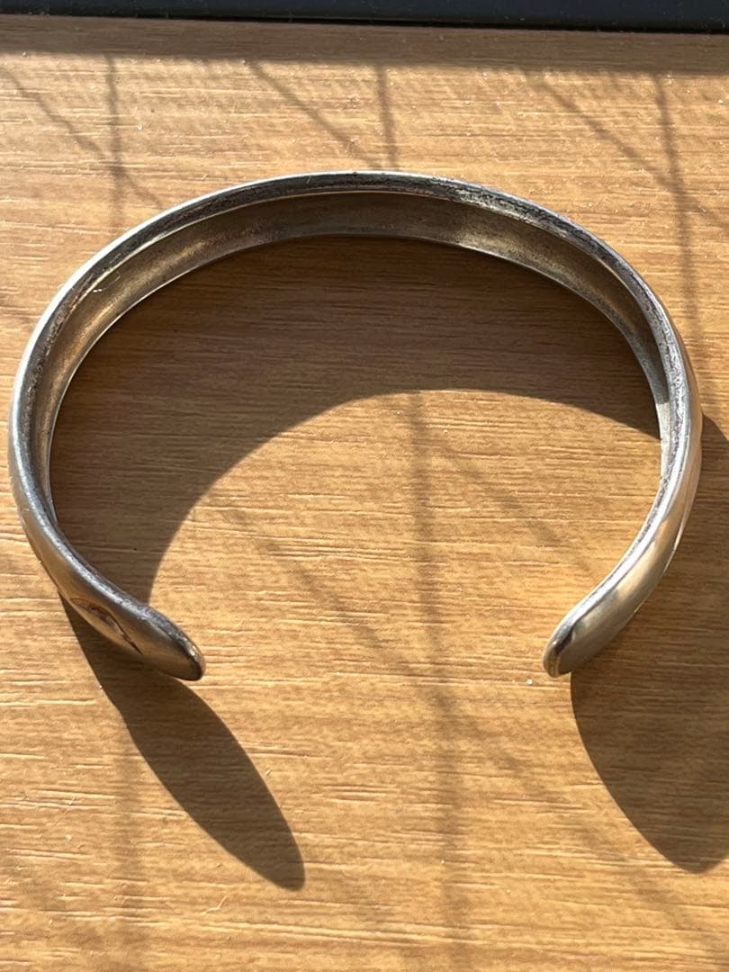 鶫 tsugumi 銀小物製作所　シルバー925 オープンバングル さざなみ
