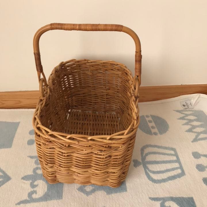 お値下げ:柳かご