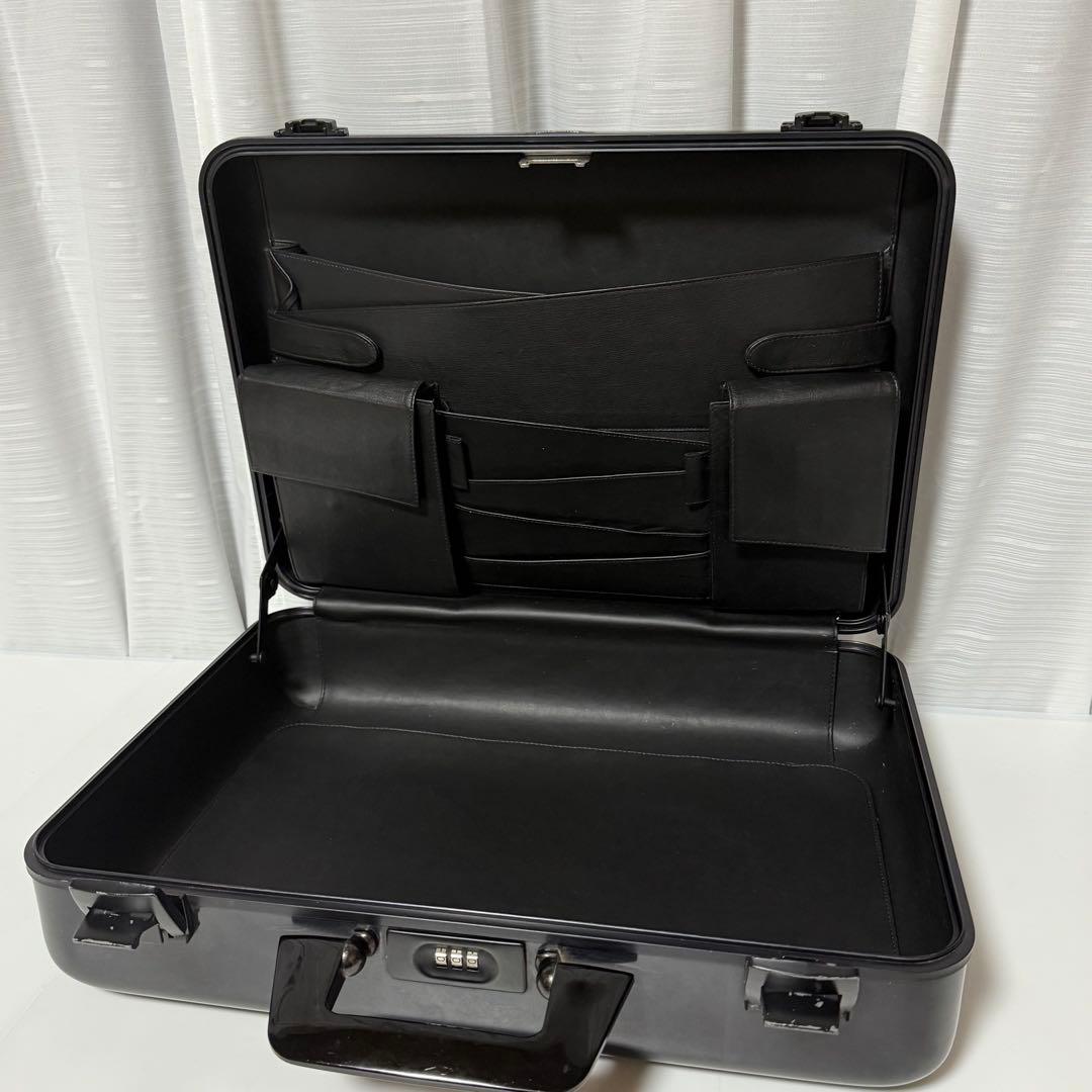 ⭐️極美品⭐️　ゼロハリバートン　アタッシュケース　アルミケース　ブラック