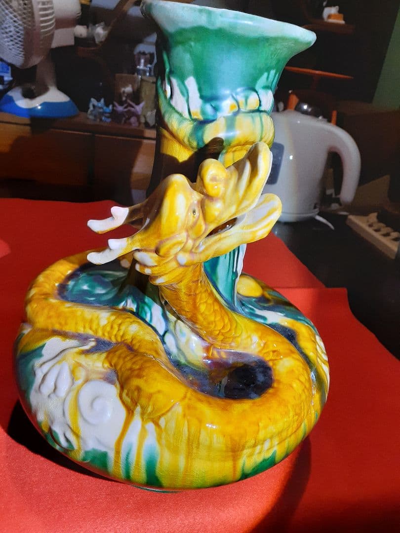 セール‼️壺、花瓶　昇り龍　三彩釉　難有り