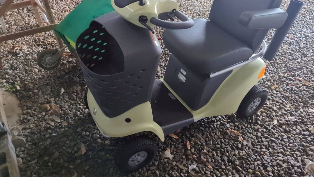 み*ー様 スズキ 電動セニアカー　ET4DB